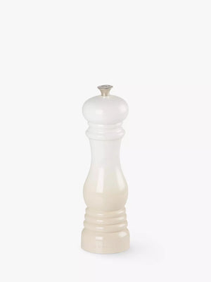Classic Pepper Mill