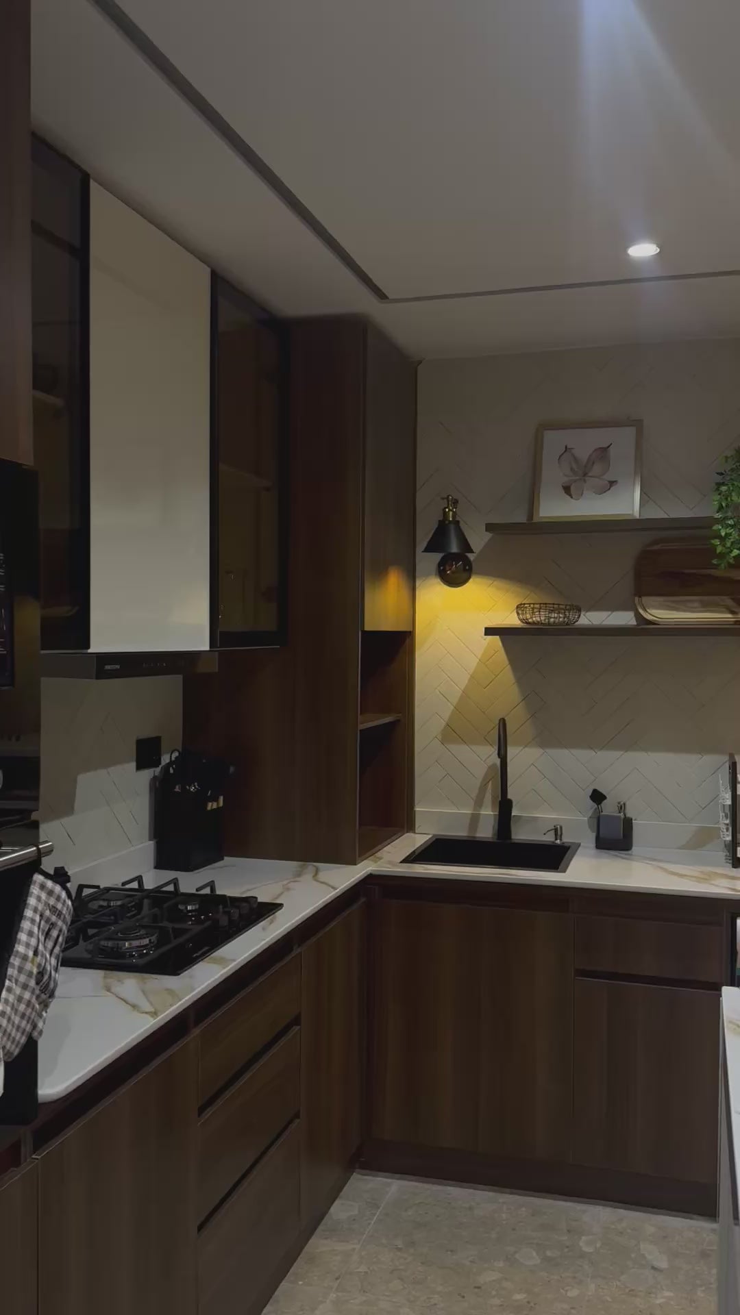 LL KITCHEN